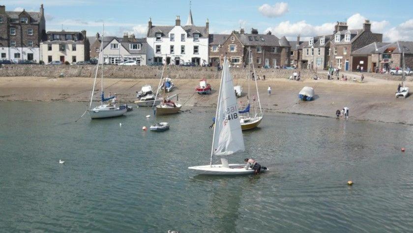 Stonehaven Ground Floor Home With A Spectacular Harbour View. المظهر الخارجي الصورة